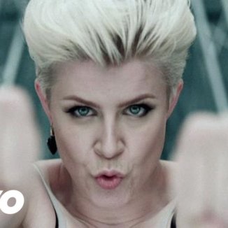 robyn dancing on my own