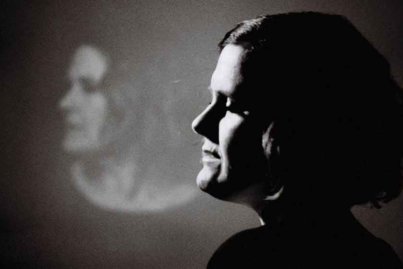 Alison Moyet Reassuring Pinches