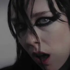 Allie X - Black Eye