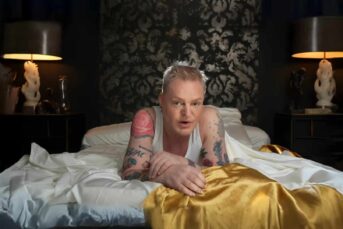 Andy Bell - Heart's a Liar