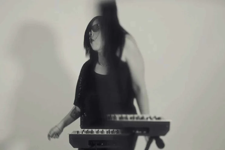 Ash Code - Dancing To The Noise