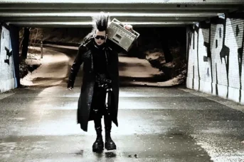 Daniel Knutz - Echoes In The Metro