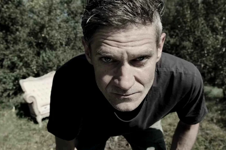 Diorama - No Complications