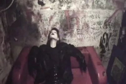 Elz And The Cult - Horrified