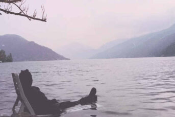 Janosch Moldau - The Ground