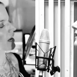 Junksista - Do You Wanna (Feat. Emke from Black Nail Cabaret)