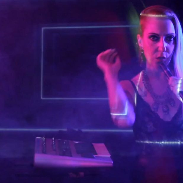 Oblique - Black Heart