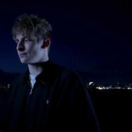 Plastic Estate - Tonight