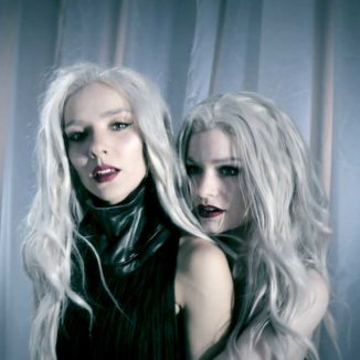 Twins In Fear - Abseits